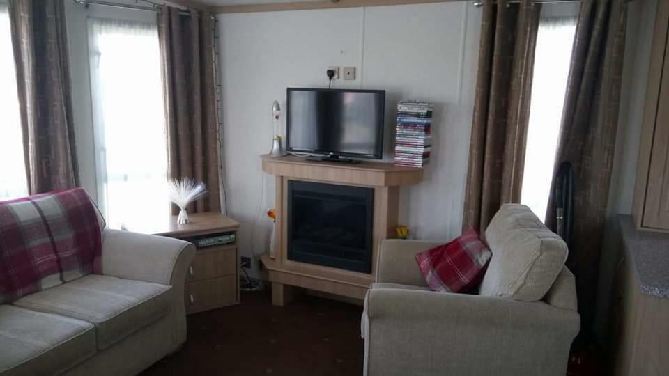 Chapmanholidaylets Cayton Bay Экстерьер фото